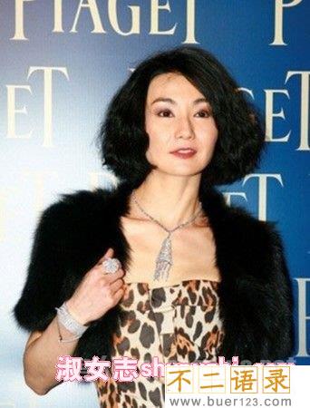 苍井空胸多大 杨幂E罩杯盘点女明星胸围数据图片