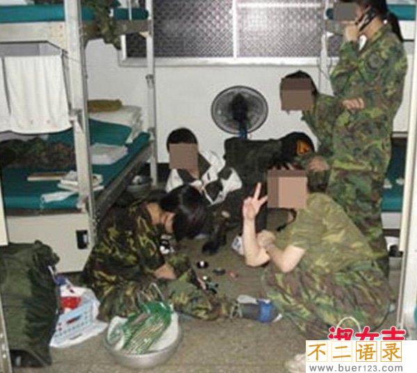 台湾女兵不雅照 军中版李宗瑞事件 台湾军队丑闻图片
