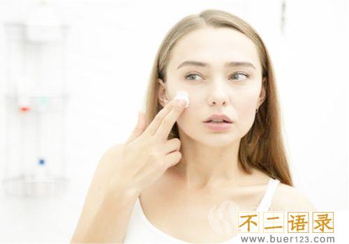 妆前乳和隔离霜都要用吗 有什么区别？图片