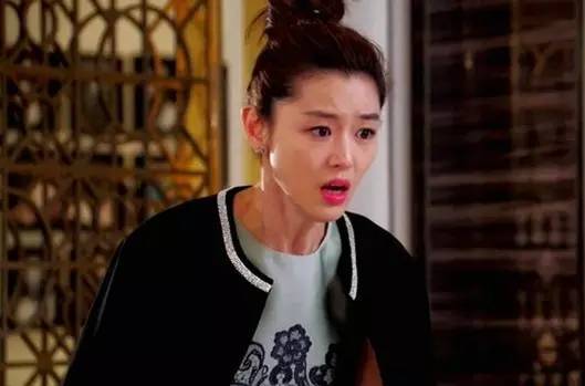 情绪化的女人特点图片