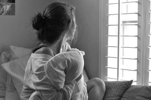让女朋友感动暖心的话 送给女朋友一段感动到哭的话