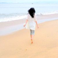 女生海边背影头像长发系列图片