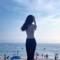 女生海边背影头像长发系列图片