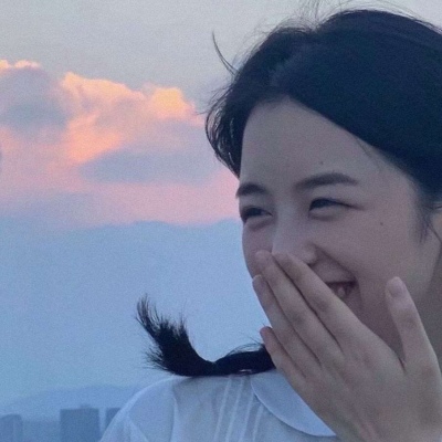 2021最火爆头像qQQ女生头像发光图片