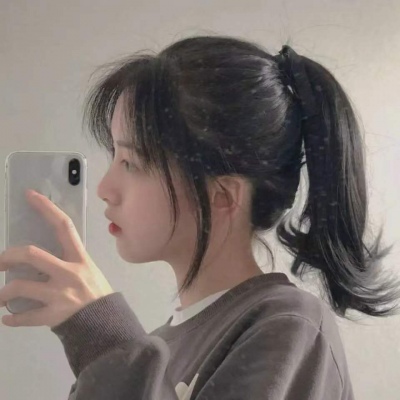 2021年流行头像可爱的头像古风女生图片
