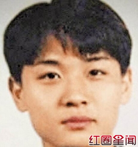 曝光河莉秀变性前男生的照片图片