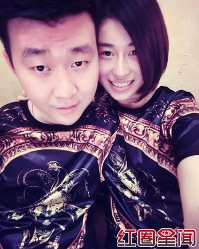 断臂钢琴王子刘伟结婚了 其老婆周萌萌资料微博美丽容颜引关注图片