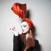 欧美女生烈焰红唇唯美好看头像图片,性感火焰系,红色系图片
