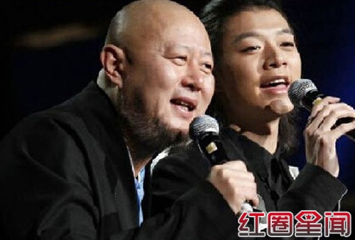 火风现任老婆姜华个人资料 与前妻仲小萍离婚原因及其照片曝光图片