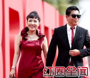 王中军老婆家庭背景 王中军老婆刘小梅资料简历及照片图片