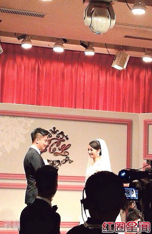 林依晨什么时候结的婚 林依晨老公是谁图片