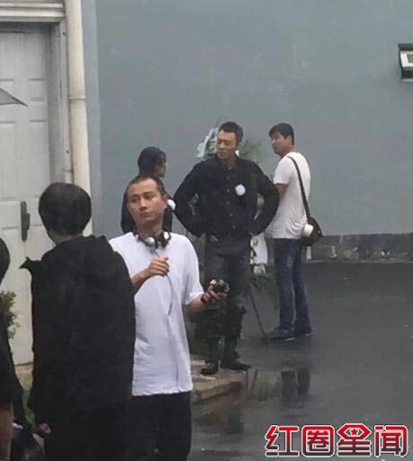 文章电影开机拍摄现场照片 陈赫小宋佳激情吻戏镜头曝光图片