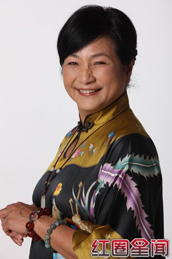 郑佩佩老公原文通身世背景惊人 郑佩佩原文通离婚是怎么回事