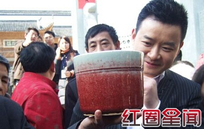 李佳明现在为什么不红了 李佳明在哪些节目当过主持人?_李佳明老婆和女儿图片