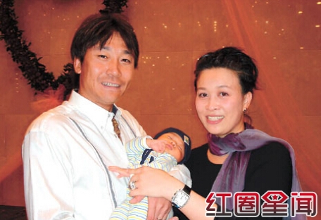 那英和汪峰什么关系真实揭秘 那英汪峰大尺度亲密动作引猜疑_那英和汪峰睡觉照片图片