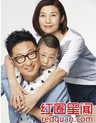林永健皇后装惊人照片曝光 林永健周冬齐私人情史遭扒_林永健扮演皇后图片