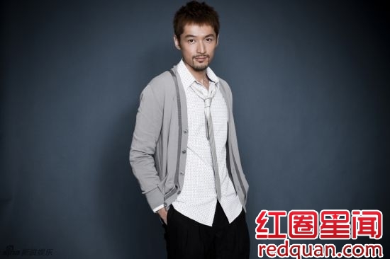 胡歌女友真实身份到底是谁 胡歌婚姻状况最帅照片简介_胡歌最帅的写真图片