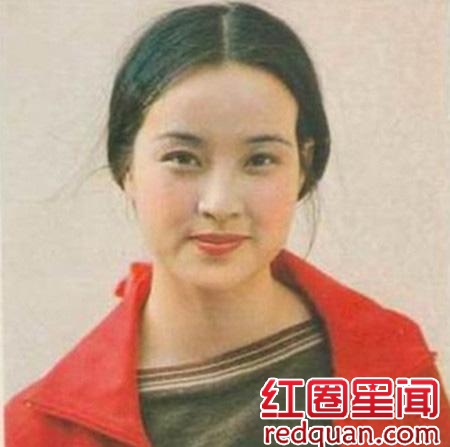 刘晓庆今年年龄多大了 刘晓庆真实容貌变化惊人_刘晓庆整容前后照片图片