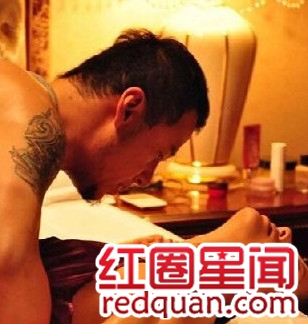 杨坤吸毒被抓事件是真的假的? 丁丁和杨坤大尺度激情照片真相遭扒_杨坤真的吸毒吗图片