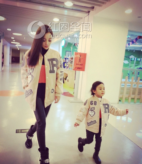馨爷首登快乐大本营 小甜馨变淑女图片