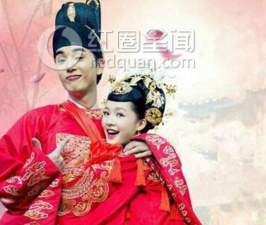 我们相爱吧李沁和魏大勋在一起了吗  金世佳李沁为什么分手图片