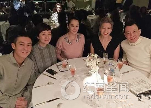 陈冠希捞金场面异常骚动 陈冠希和谢霆锋谁红图片