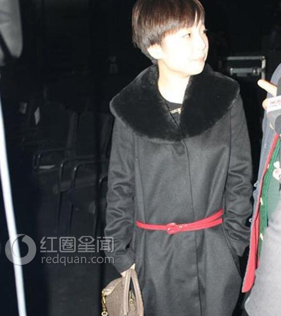 董浩退休泪洒舞台 董浩女儿是干什么的图片