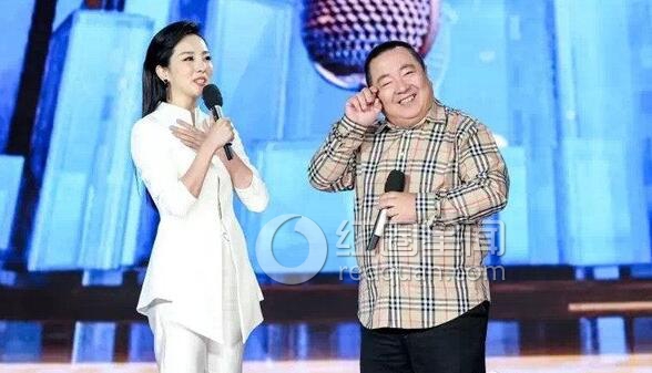 董浩退休泪洒舞台 董浩女儿是干什么的图片