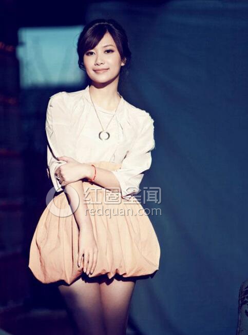 徐静蕾的女儿和谁生的 徐静蕾黄立行结婚了吗