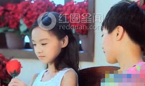 王源的女朋友是谁 王源的女朋友接吻图曝光图片