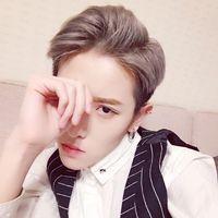 非主流男生黑白伤感头像高清头像图片
