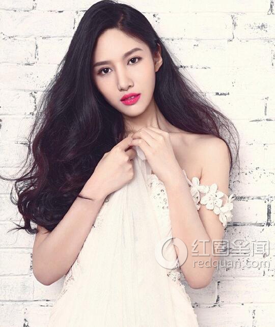 吴优是不是整容了 盘点炫迈妹儿吴优家庭背景图片