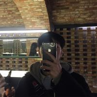 爱自拍的霸气男生头像戴口罩动漫人物图片