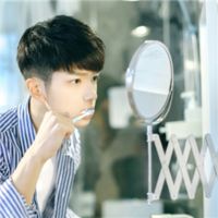 慵懒阳光亲近人动漫男生头像图片