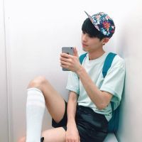 温暖的像阳光的帅气可以用的男生头像图片