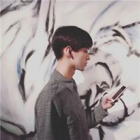 温暖的像阳光的帅气可以用的男生头像图片