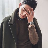帅气阳光系帅气男生头像维吾尔图片