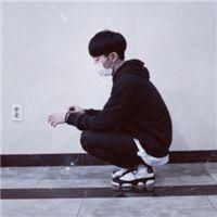分手后男生换成了女头像图片