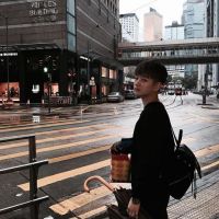 忧郁系帅气的QQ吸烟悲伤的头像男生图片