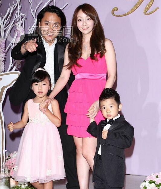 王仁甫季芹离婚是真的吗 王仁甫女儿漂亮吗图片