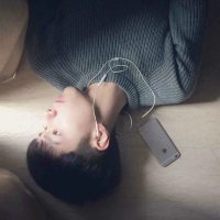 忧郁系的90后快来看看我们班男生和女生的头像图片