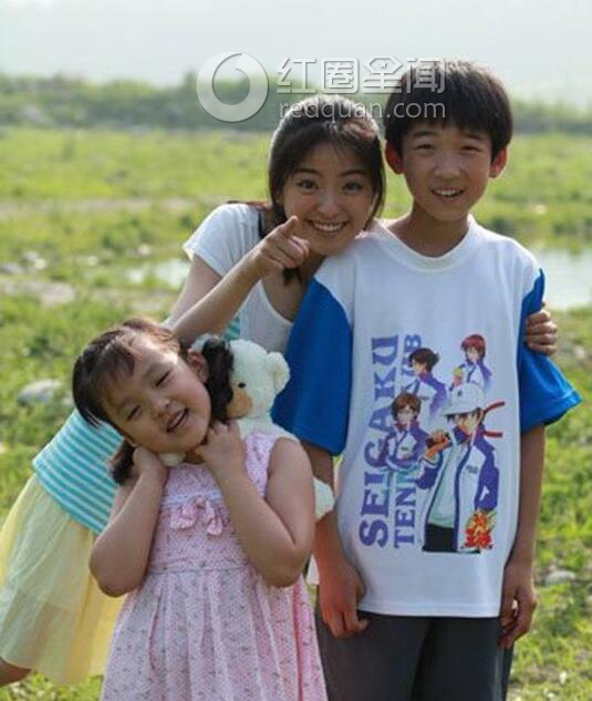 种丹妮年龄有多大 种丹妮被张国立睡了吗图片