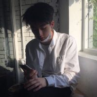 冷酷傲慢动漫僵尸男生头像图片