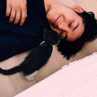 冷酷傲慢动漫僵尸男生头像图片