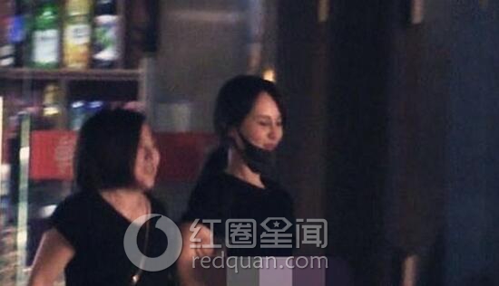杨紫纯白写真大图片 杨紫美照外泄