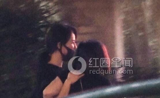 杨紫纯白写真大图片 杨紫美照外泄图片