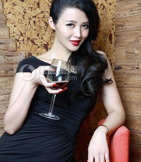 白庆琳性感写真 白庆琳胸围大吗图片