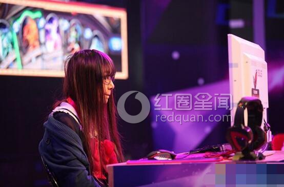 哀绿怎么离开斗鱼了 哀绿丝袜门事件