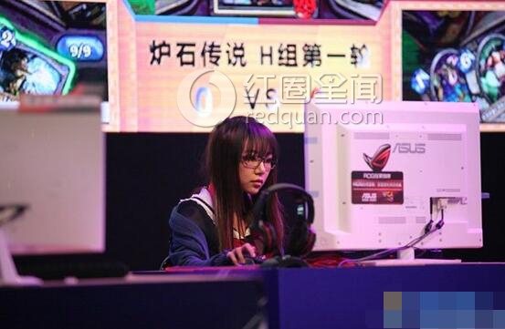 哀绿怎么离开斗鱼了 哀绿丝袜门事件