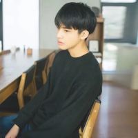 动漫男生红色冷漠头像图片
